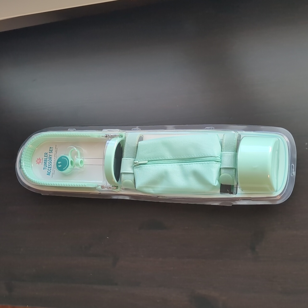 New Stanley Cup Water bottle + Tumbler Mint Green Accessory Kit Set